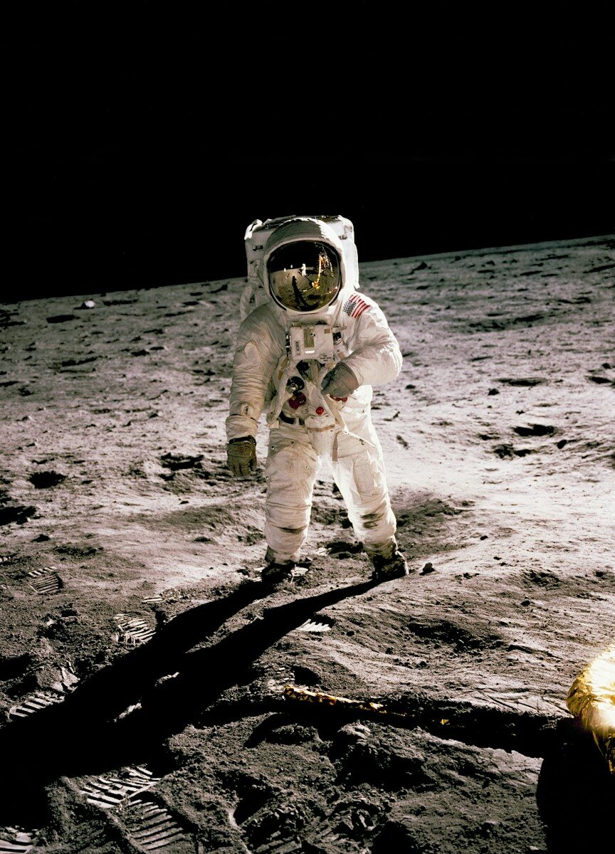 buzz aldrin walking on the moon