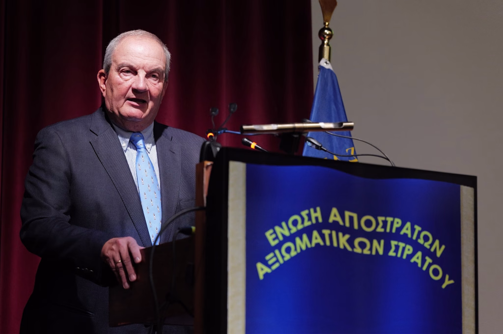 «Οι καλοί λογαριασμοί κάνουν τους καλούς φίλους»: Σαρωτική παρέμβαση Καραμανλή για Τουρκία, Λιβύη και Δύση – «Επιτομή της υποτέλειας» η σιωπή απέναντι στους συμμάχους